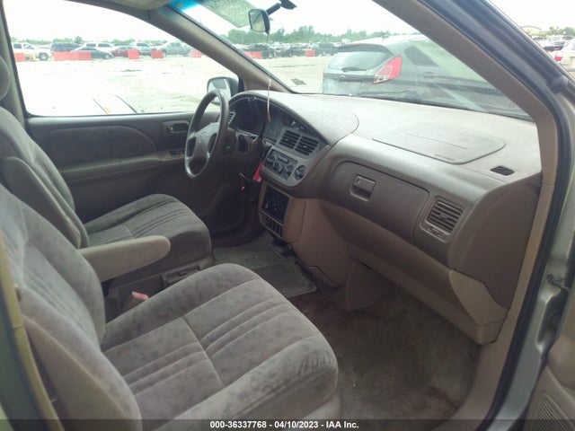 2001 TOYOTA SIENNA LE VIN: 4T3ZF13C11U349277