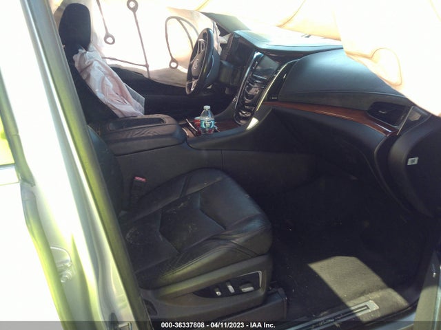 1GYS3BKJ4FR290050 Cadillac Escalade Luxury