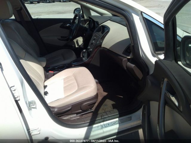 1G4PS5SK9G4130989 Buick Verano Leather Group