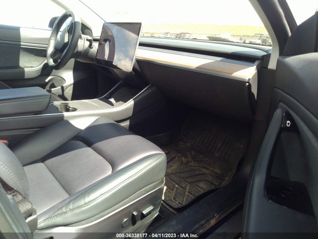 Tesla Model 3 Long Range 2020 5YJ3E1EB6LF636216 Image 5