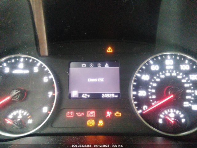 KNDEPCAA5M7060587 KIA Seltos Lx