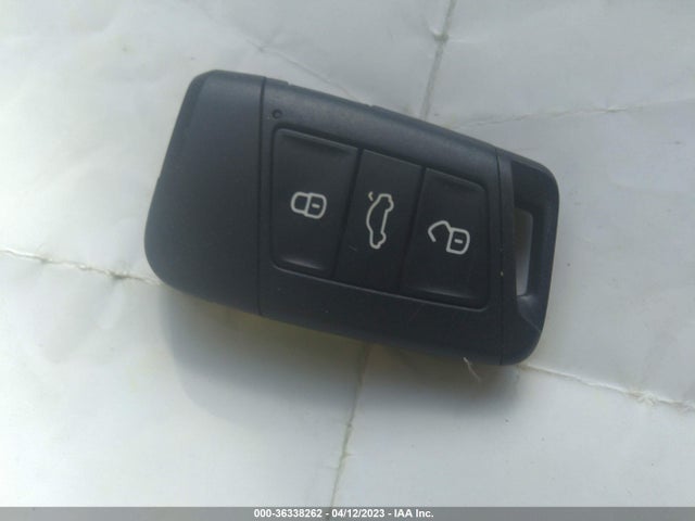 3VVMX7B20NM067675 Volkswagen TAOS S