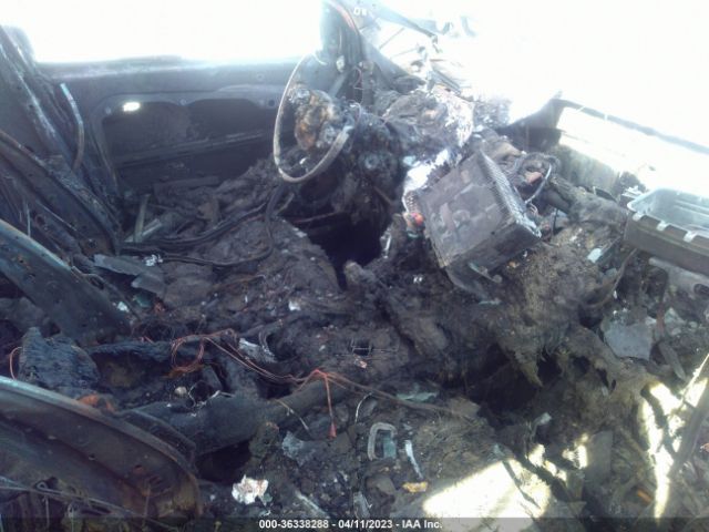 5XYPG4A35GG063500 KIA SORENTO LX