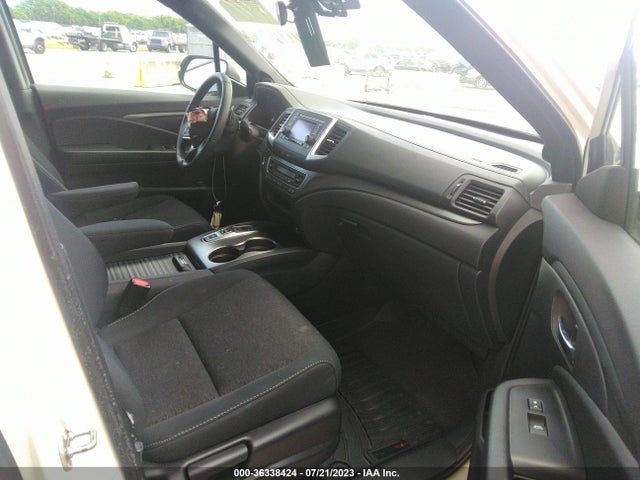 2019 HONDA PASSPORT S VIN: 5FNYF8H24KB010900