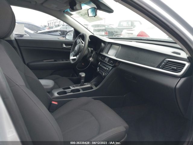 5XXGT4L30KG373947 KIA Optima Lx