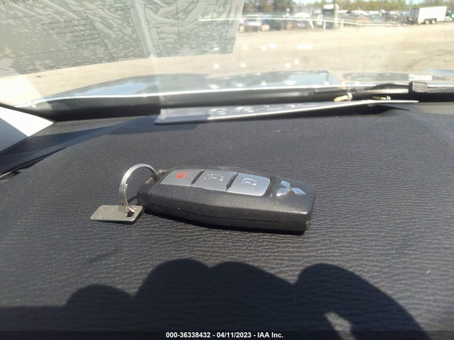 JA4J4TA86NZ034262 Mitsubishi Outlander Es