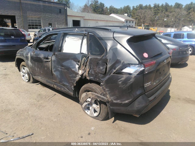 2021 TOYOTA RAV4 XLE VIN: 2T3P1RFV7MW205805