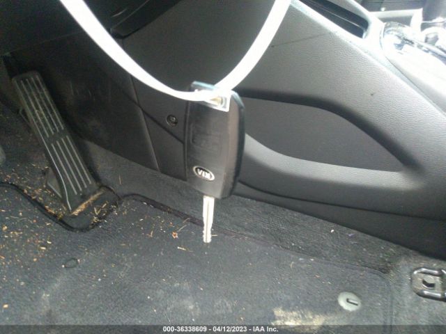 3KPFL4A70HE086059 KIA FORTE LX