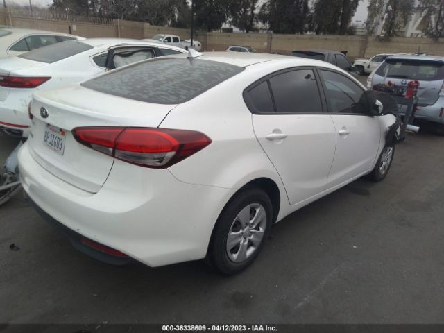 3KPFL4A70HE086059 KIA FORTE LX