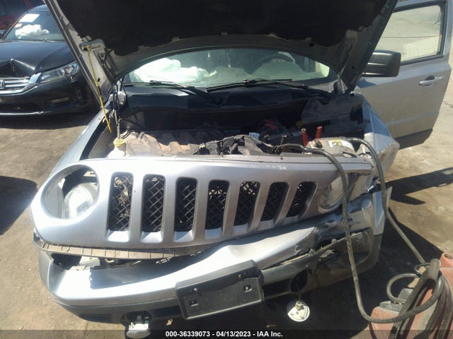 1C4NJRFB0GD657058 Jeep Patriot Latitude