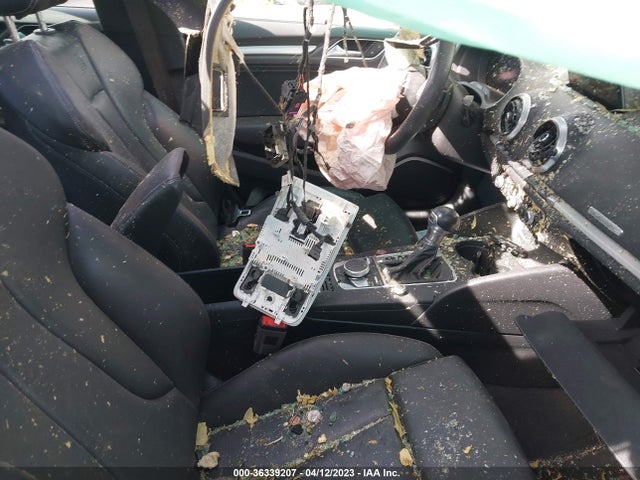 WAUB1GFF7J1021673 Audi S3 Premium Plus
