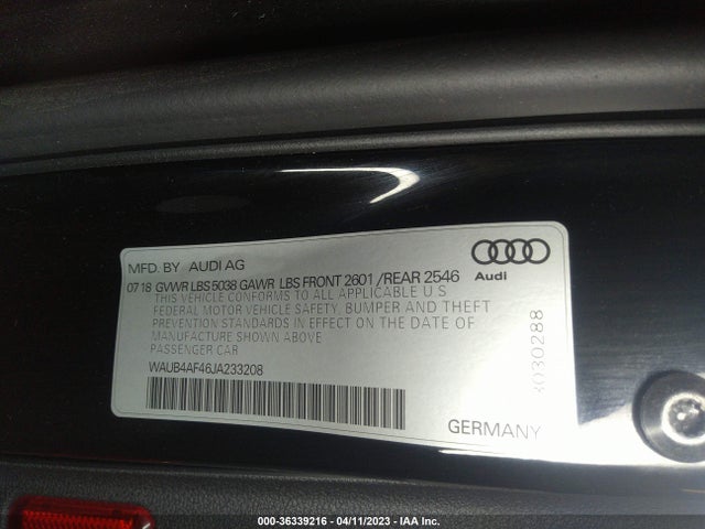 WAUB4AF46JA233208 Audi S4 Premium Plus