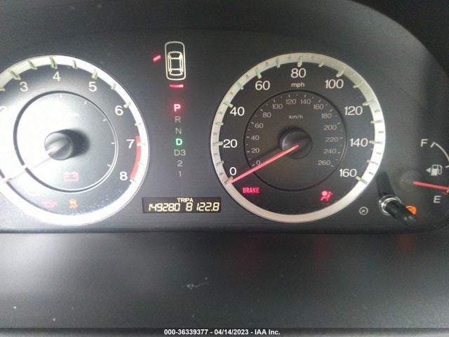 2011 HONDA ACCORD SDN LX VIN: 1HGCP2F33BA122520