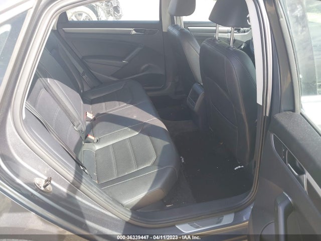 1VWDT7A3XHC060627 Volkswagen Passat R-line W/comfort Pkg