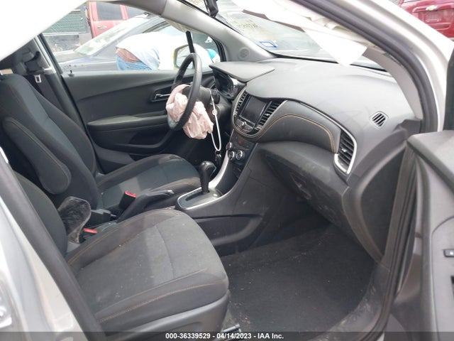 Chevrolet TRAX LS 2020 3GNCJKSBXLL281324 Image 5