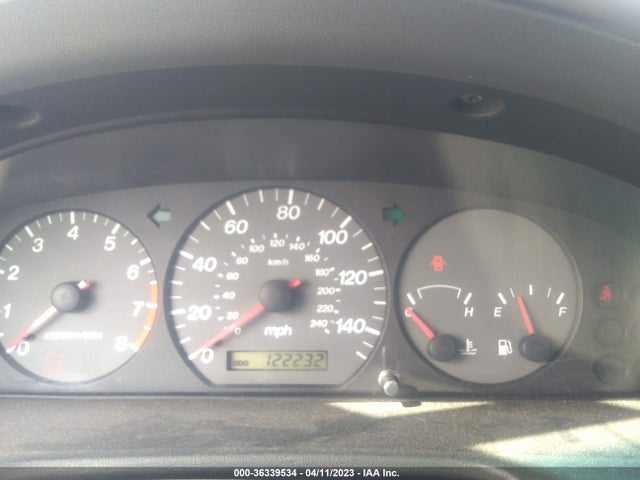 2001 MAZDA 626 LX/ES VIN: 1YVGF22C615211945