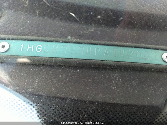 1993 HONDA ACCORD EX VIN: 1HGCB7574PA142007