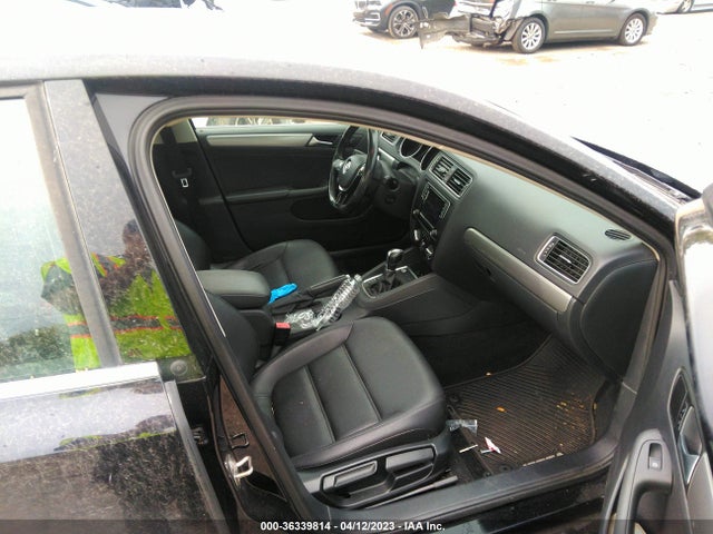 3VWDB7AJ5HM242428 Volkswagen Jetta 1.4t Se