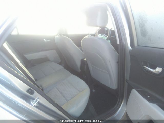 3KPA25AD4ME395052 KIA Rio 5-door S