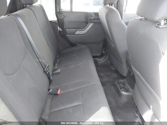 1C4HJWDG6HL718463 Jeep Wrangler Unlimited Sport