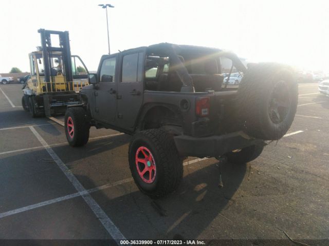 1C4BJWDG3FL676160 Jeep Wrangler Unlimited Sport