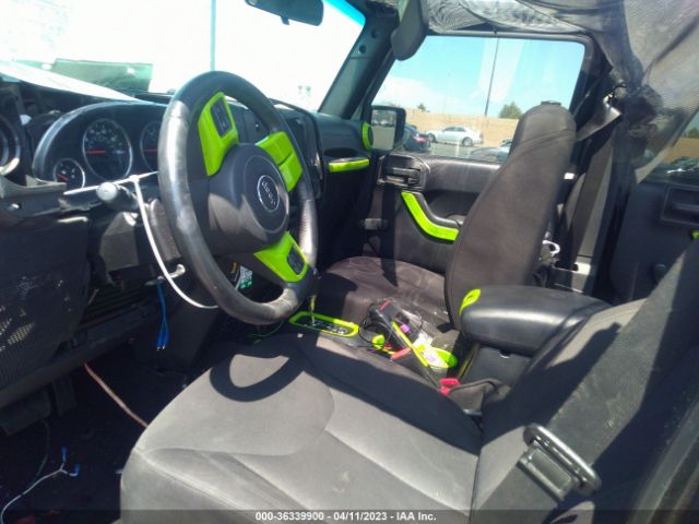 1C4BJWDG3FL676160 Jeep Wrangler Unlimited Sport
