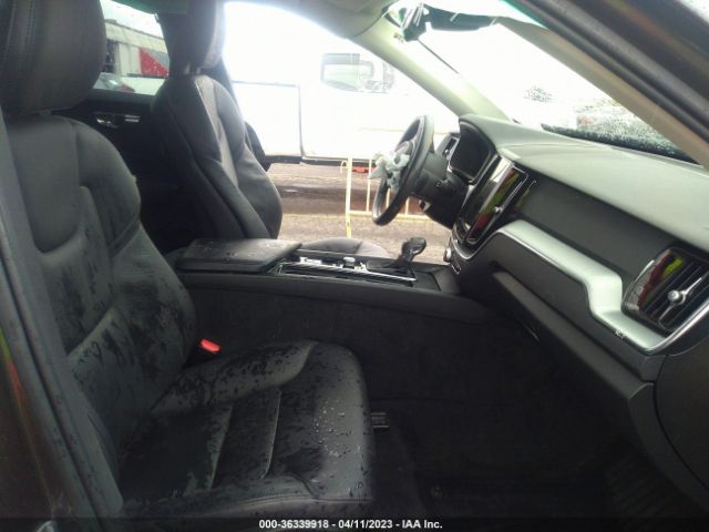 YV4102RK8J1038783 Volvo Xc60 Momentum