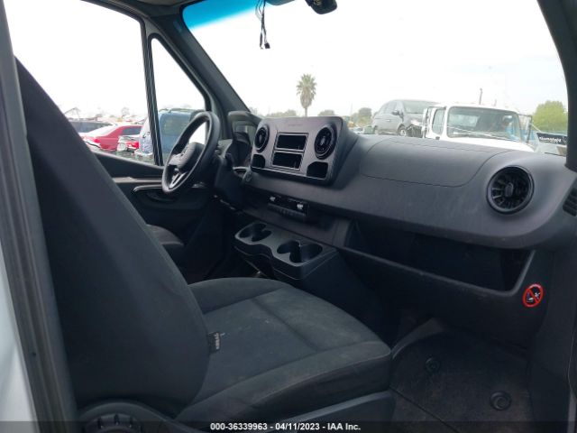 WD3PF0CD7KP039751 Mercedes-Benz SPRINTER CARGO VAN