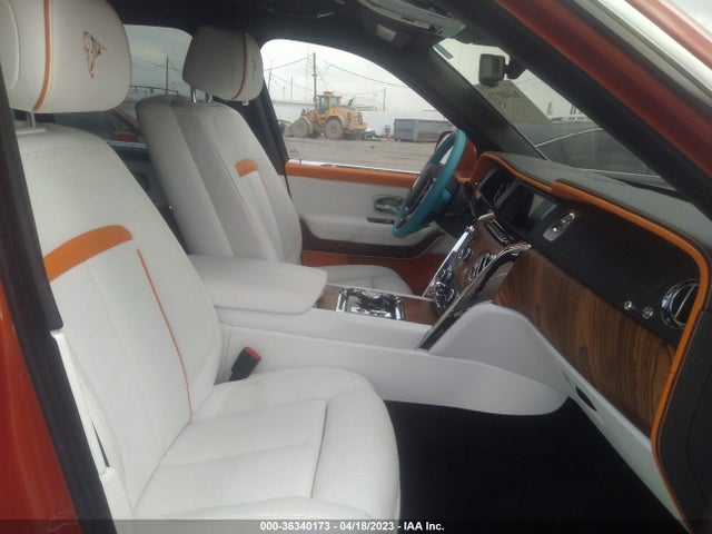 2020 Rolls-Royce Cullinan, VIN: SLATV4C0XLU202026