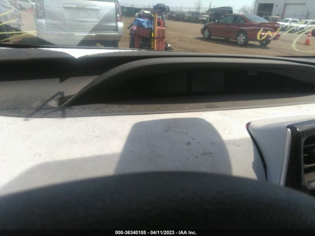 JTDKAMFUXN3173635 Toyota Prius L