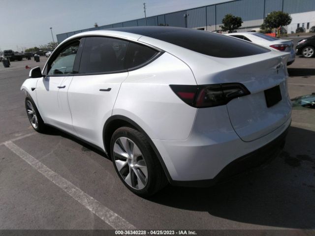 5YJYGDEE9MF273732 Tesla Model Y Long Range