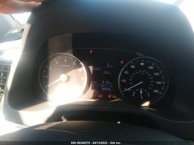 Hyundai ELANTRA SE 2017 5NPD84LF2HH162129 Image 8