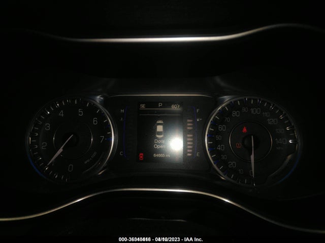 Chrysler 200 Limited 2015 1C3CCCAB2FN527186 Image 7