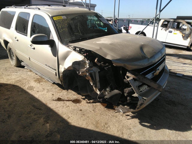 Chevrolet Suburban Lt 2014 1GNSCJE08ER147255 Image 8