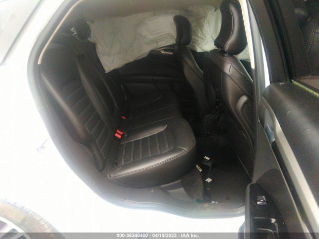 3FA6P0HD8FR176029 Ford FUSION SE