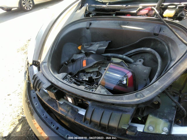 Tesla Model 3 Long Range 2018 5YJ3E1EB1JF076926 Image 12