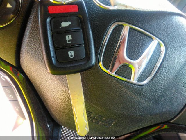 3CZRU6H36JG704594 Honda HR-V LX