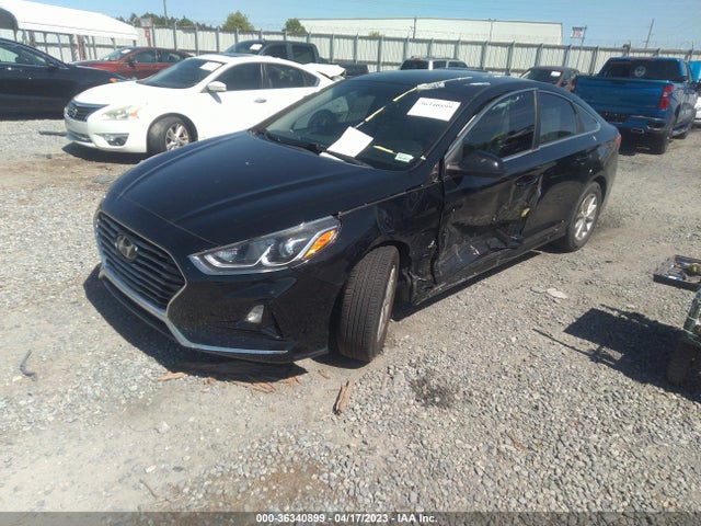 Hyundai SONATA SE 2018 5NPE24AF4JH698806 Image 2