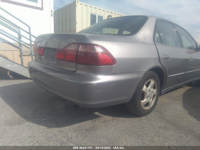 2000 HONDA ACCORD SDN EX VIN: JHMCG6671YC032190