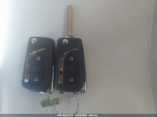 Toyota Rav4 Hybrid Le 2021 JTMLWRFV8MD132635 Image 3