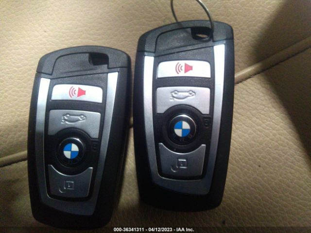 5UXWX9C5XH0D99272 BMW X3 Xdrive28i