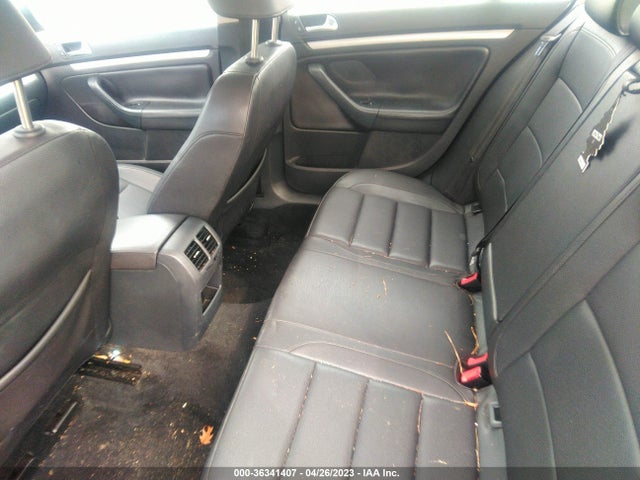 2010 VOLKSWAGEN JETTA SEDAN LIMITED VIN: 3VWRX7AJ2AM140890