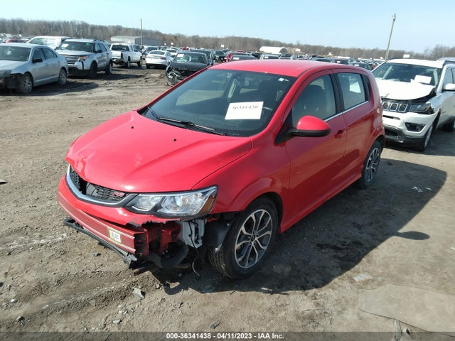 Chevrolet SONIC LT 2020 1G1JD6SB2L4122682 Image 2