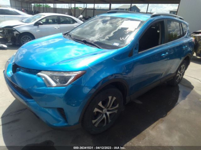 JTMZFREV7HJ120091 Toyota RAV4 LE