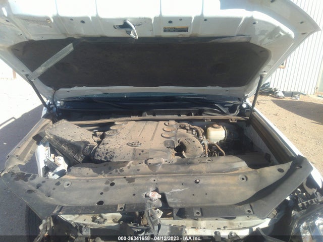 Toyota 4RUNNER SR5 2019 JTEBU5JRXK5635557 Image 10