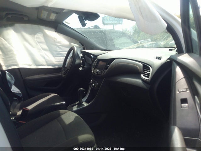 Chevrolet TRAX LS 2020 KL7CJKSB3LB339443 Image 5
