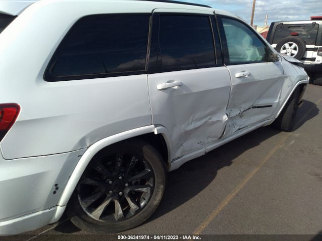 1C4RJEAG4HC956198 Jeep Grand Cherokee Altitude