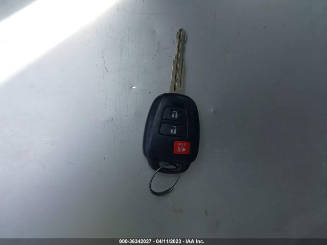 Toyota Prius C One/three/two/four 2014 JTDKDTB3XE1079684 Image 11