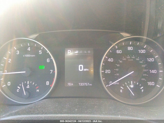 2017 HYUNDAI ELANTRA LIMITED VIN: 5NPD84LF9HH072668