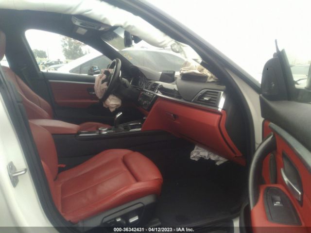WBA4J5C5XJBF06329 BMW 4 Series 440i